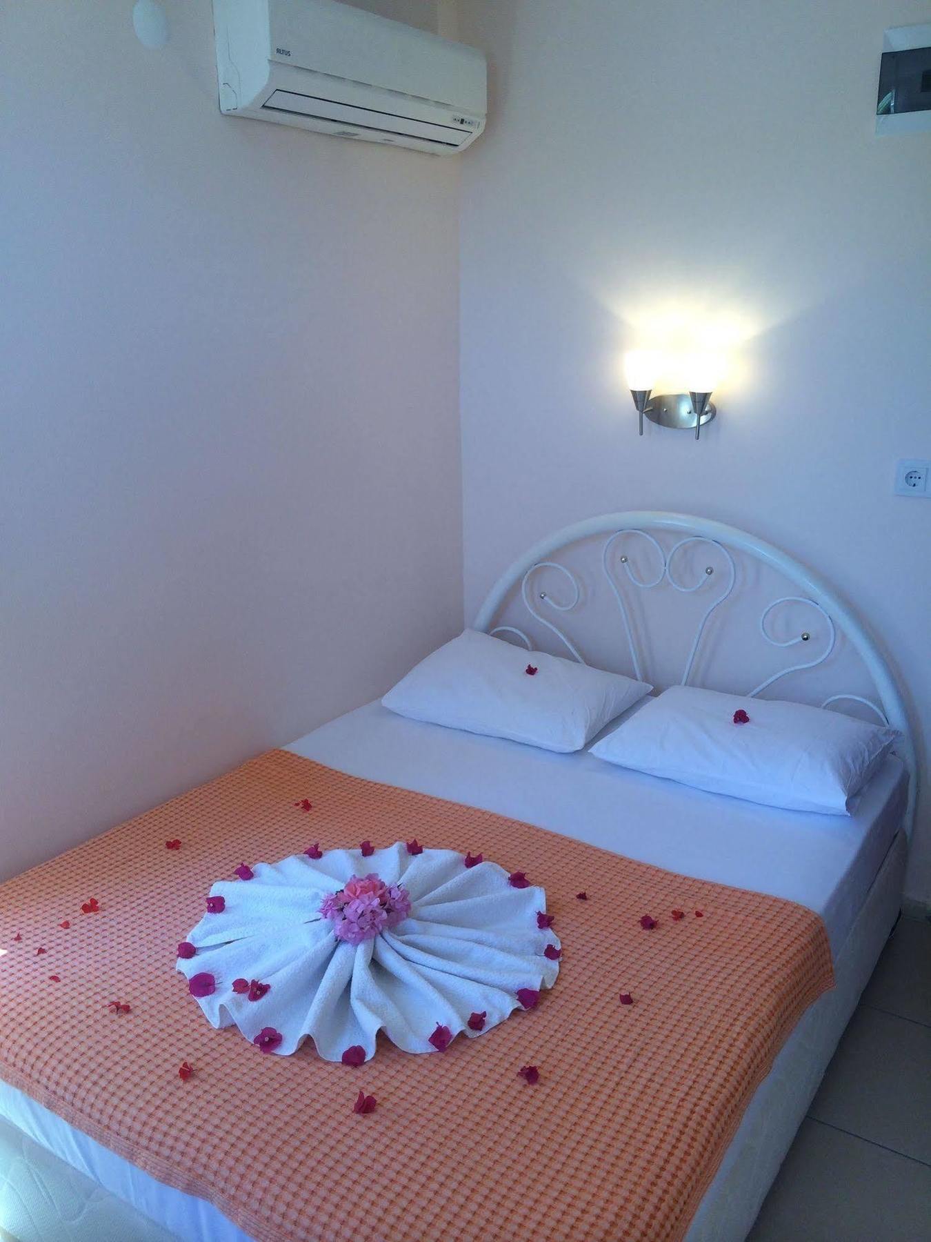 Pinar Pansiyon Kaş Exterior foto